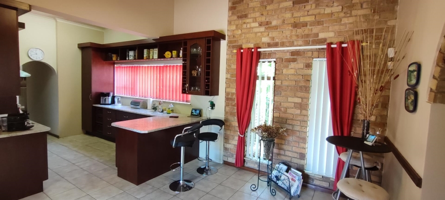 4 Bedroom Property for Sale in Menlyn Gauteng