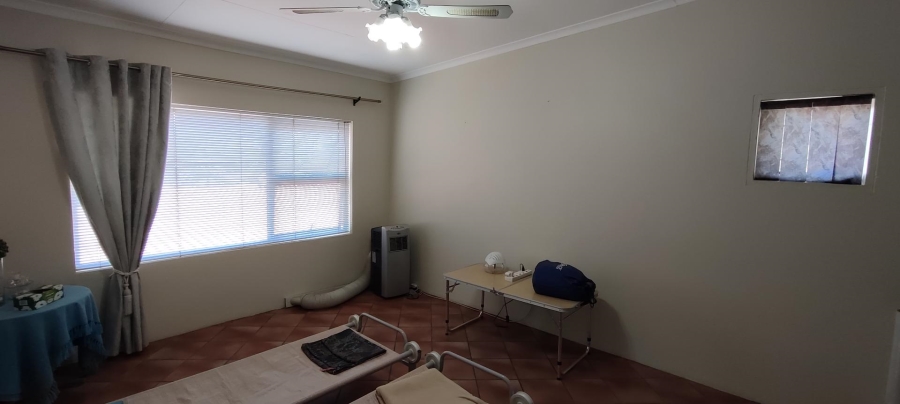 4 Bedroom Property for Sale in Menlyn Gauteng