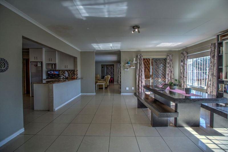 3 Bedroom Property for Sale in Van Riebeeck Park Gauteng