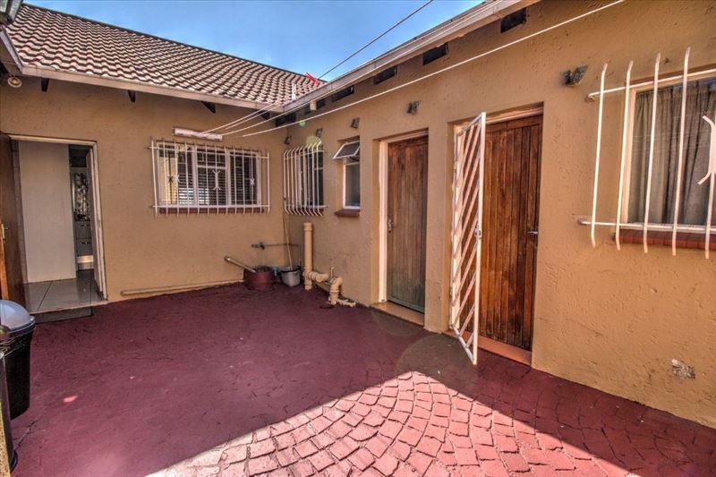 3 Bedroom Property for Sale in Van Riebeeck Park Gauteng