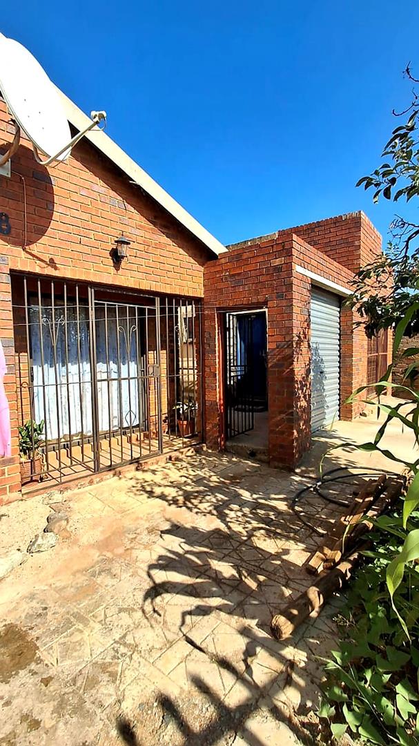 4 Bedroom Property for Sale in Stretford Gauteng