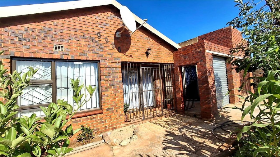 4 Bedroom Property for Sale in Stretford Gauteng