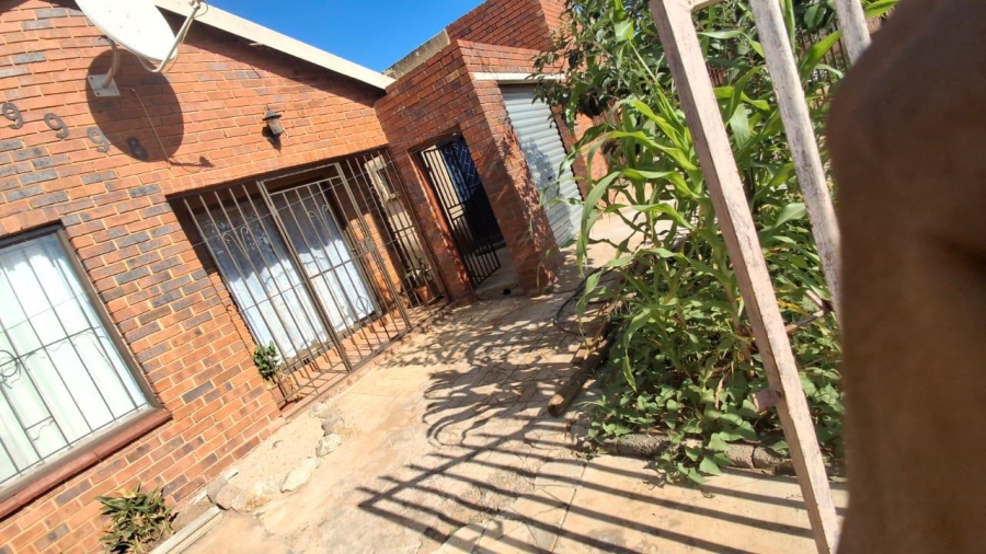 4 Bedroom Property for Sale in Stretford Gauteng