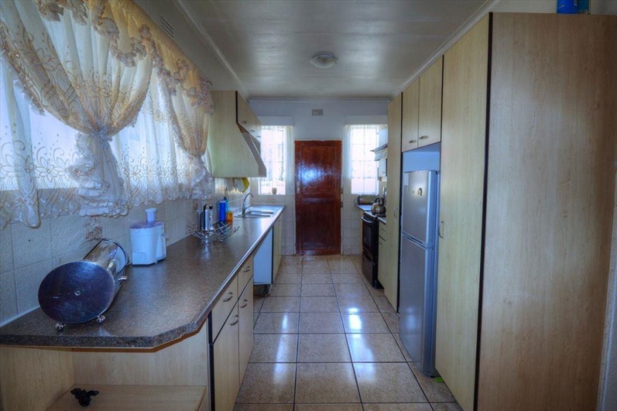 4 Bedroom Property for Sale in Birchleigh North Gauteng