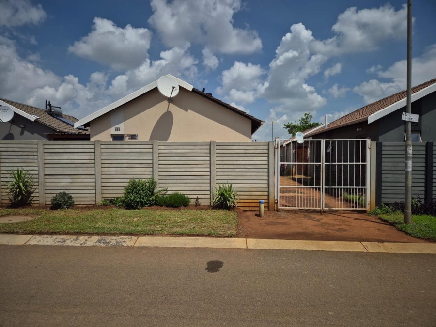 2 Bedroom Property for Sale in Sky City Gauteng