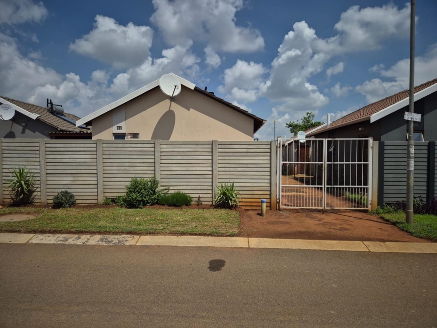 2 Bedroom Property for Sale in Sky City Gauteng