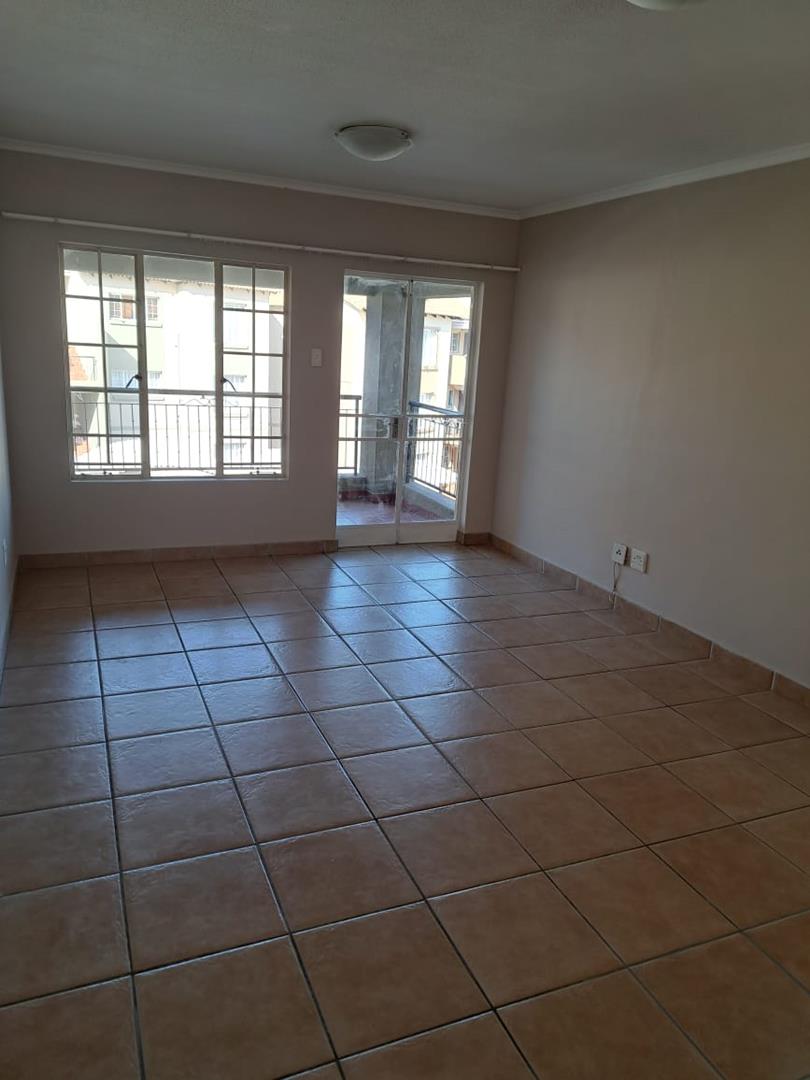 2 Bedroom Property for Sale in Meredale Gauteng