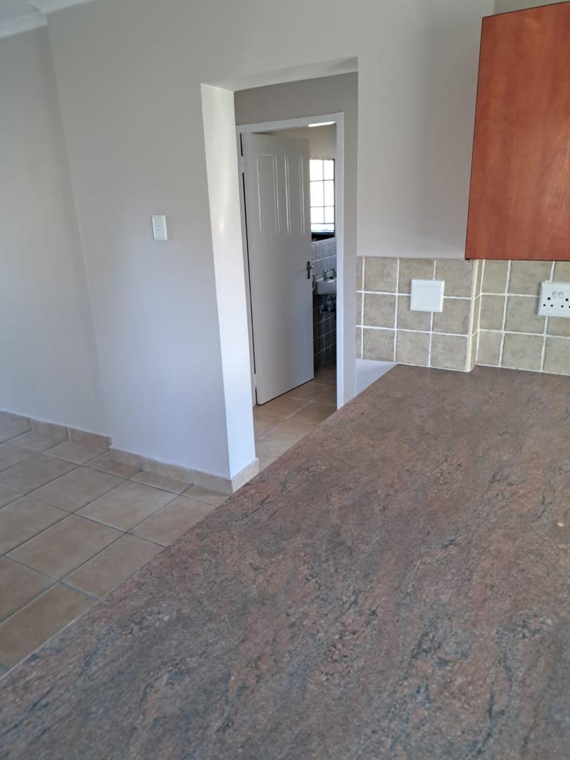 2 Bedroom Property for Sale in Meredale Gauteng