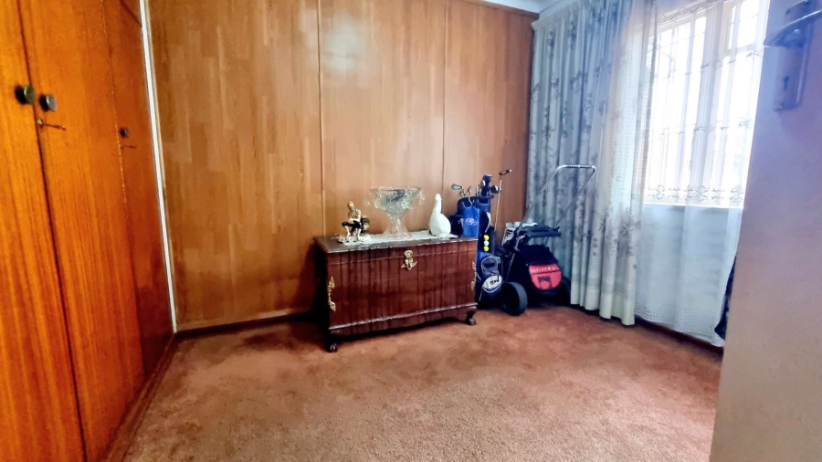 4 Bedroom Property for Sale in Verwoerdpark Gauteng