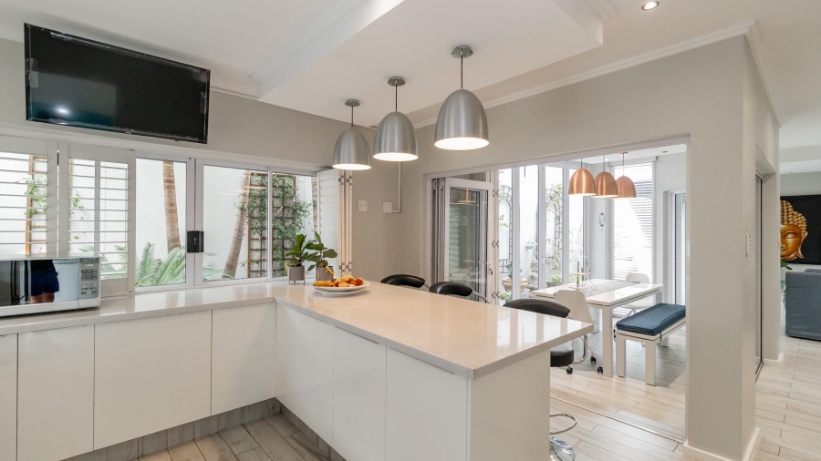 To Let 3 Bedroom Property for Rent in Bryanston Gauteng