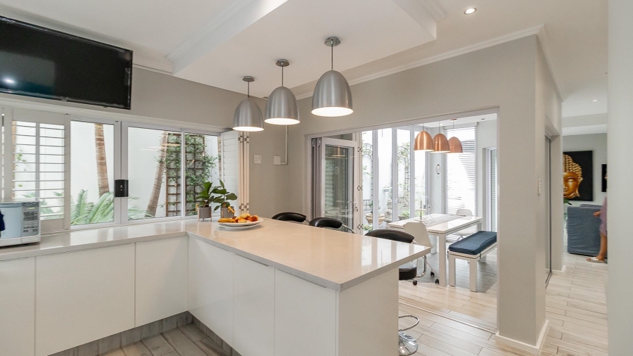 To Let 3 Bedroom Property for Rent in Bryanston Gauteng