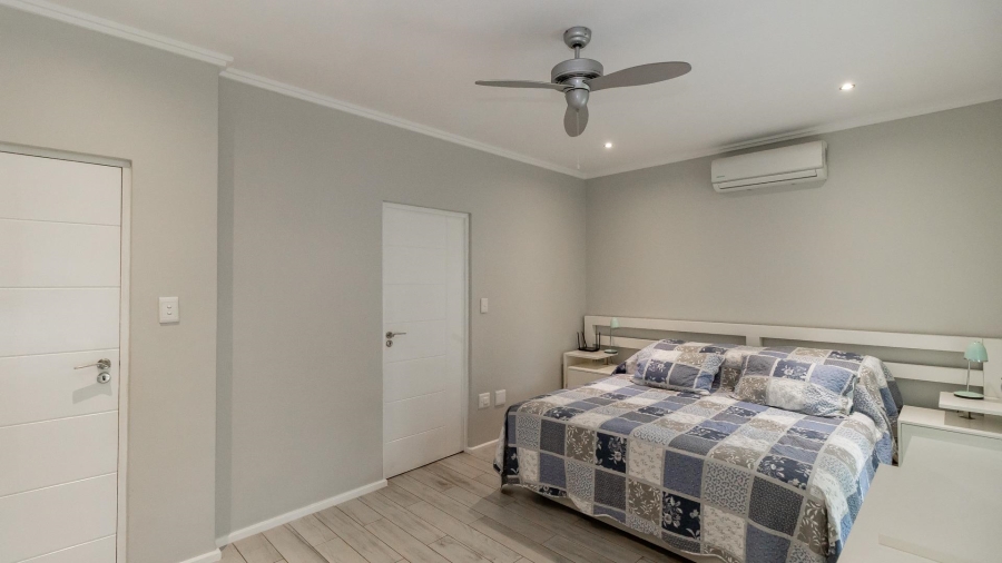 To Let 3 Bedroom Property for Rent in Bryanston Gauteng