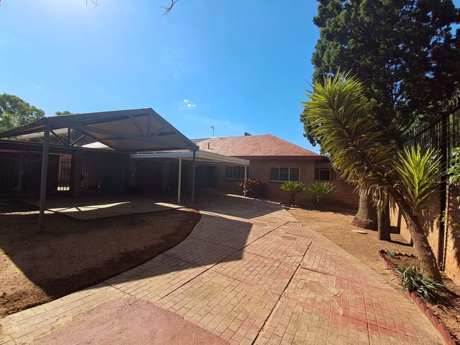 To Let 3 Bedroom Property for Rent in Muckleneuk Gauteng