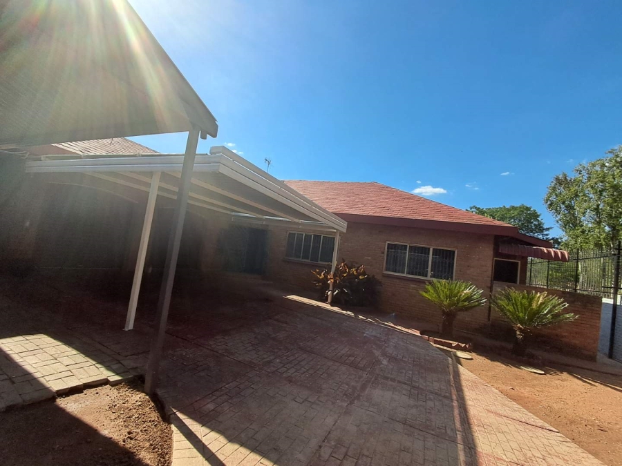 To Let 3 Bedroom Property for Rent in Muckleneuk Gauteng