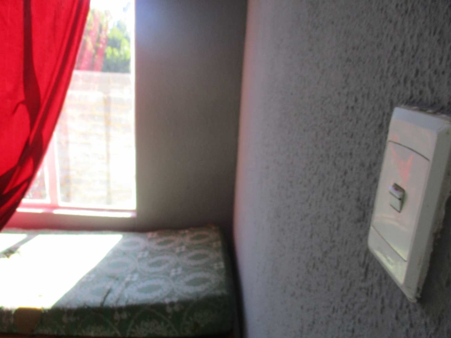 2 Bedroom Property for Sale in Savanna City Gauteng