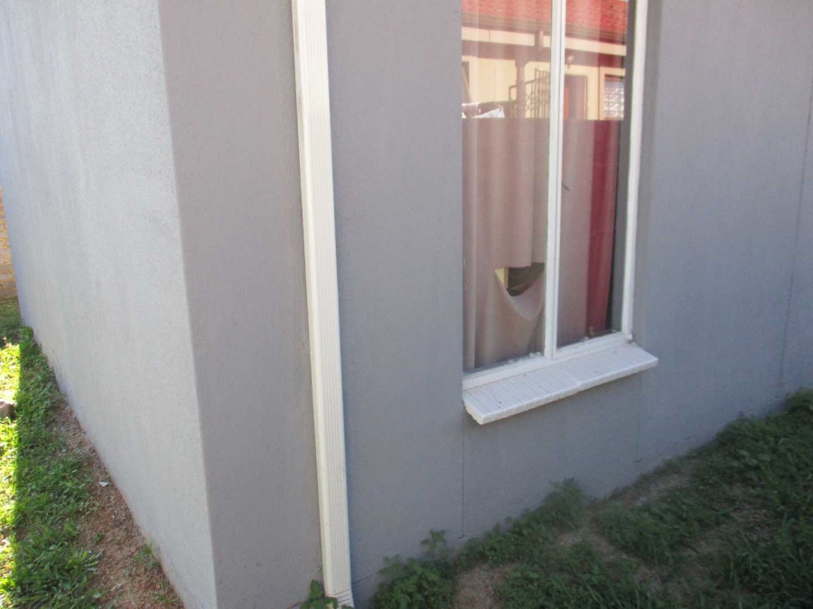 2 Bedroom Property for Sale in Savanna City Gauteng