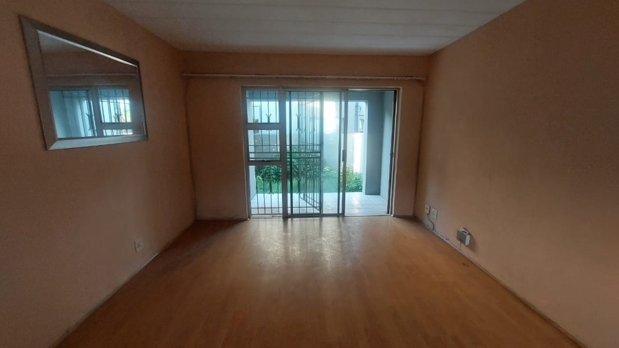 To Let 2 Bedroom Property for Rent in Raceview Gauteng