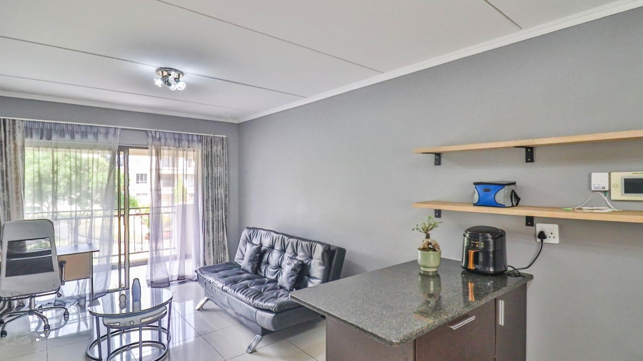1 Bedroom Property for Sale in Noordwyk Gauteng
