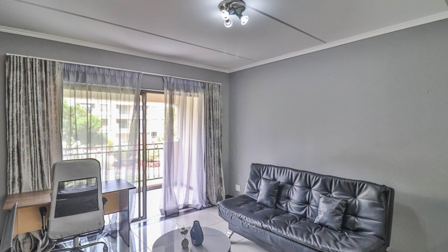 1 Bedroom Property for Sale in Noordwyk Gauteng