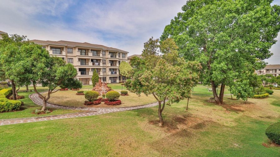 1 Bedroom Property for Sale in Noordwyk Gauteng