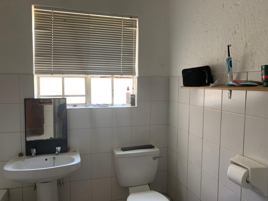 2 Bedroom Property for Sale in Bassonia Rock Gauteng