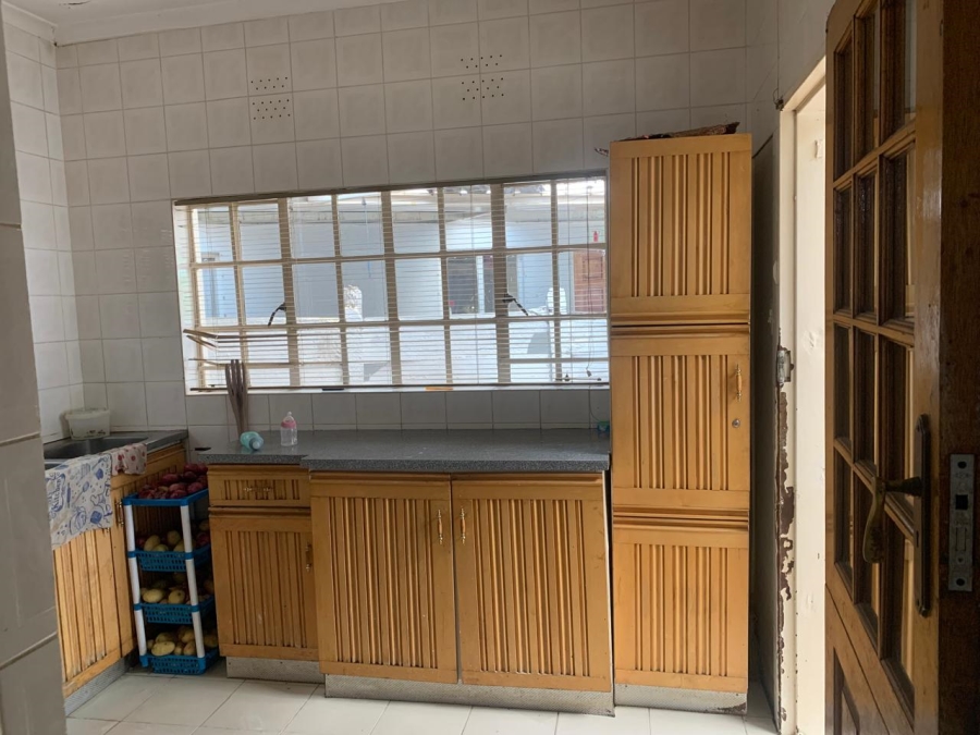 5 Bedroom Property for Sale in Lenasia South Gauteng