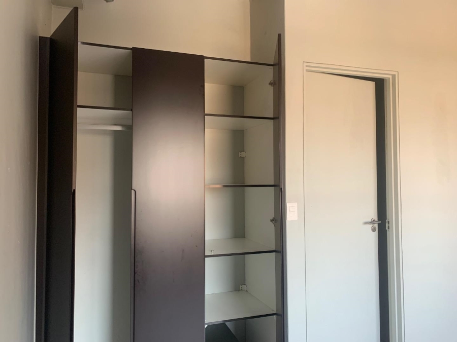 1 Bedroom Property for Sale in New Doornfontein Gauteng