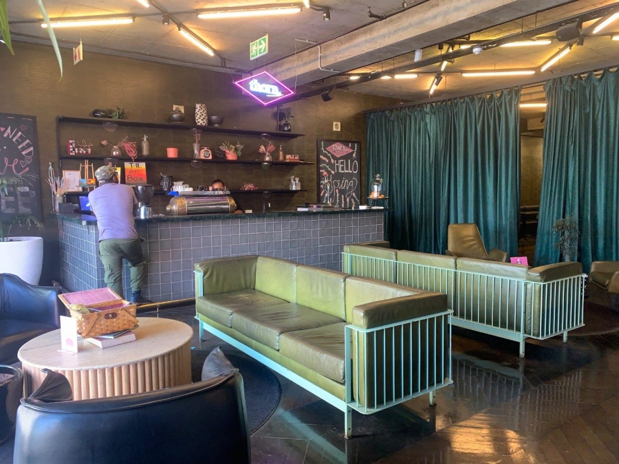 1 Bedroom Property for Sale in New Doornfontein Gauteng