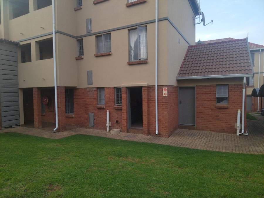 3 Bedroom Property for Sale in Terenure Gauteng