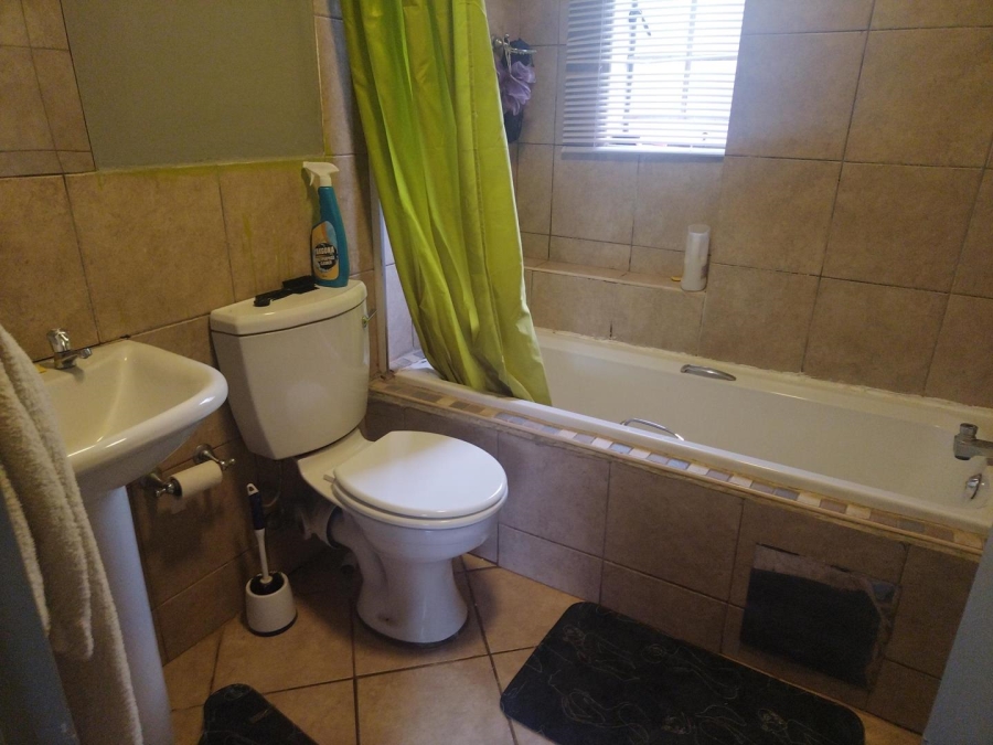 3 Bedroom Property for Sale in Terenure Gauteng