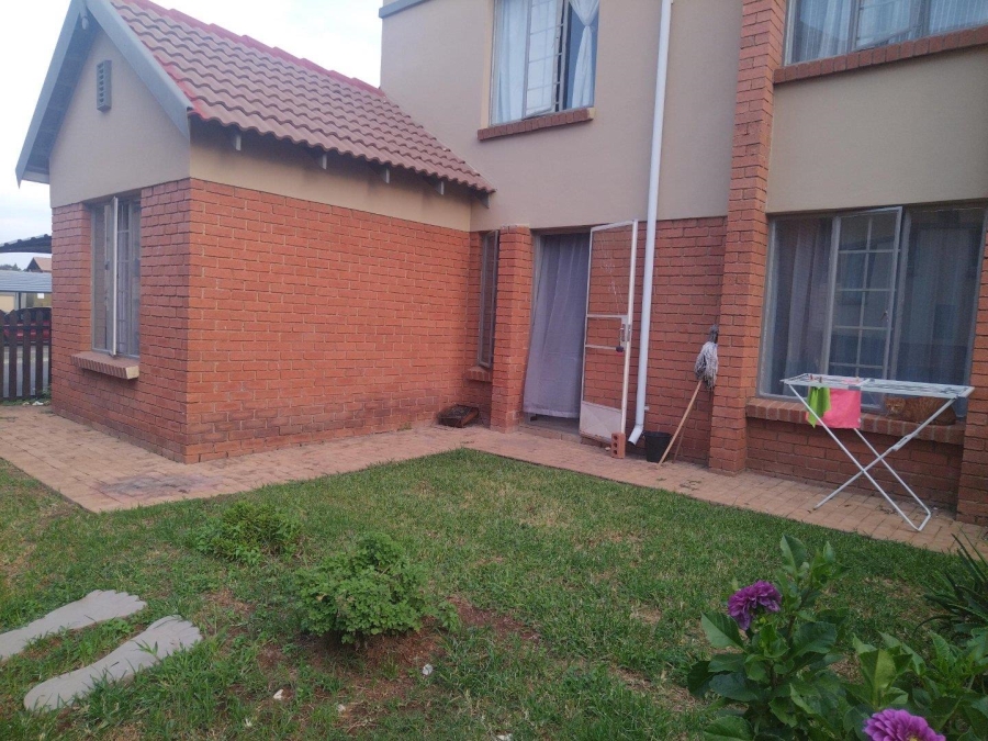 3 Bedroom Property for Sale in Terenure Gauteng