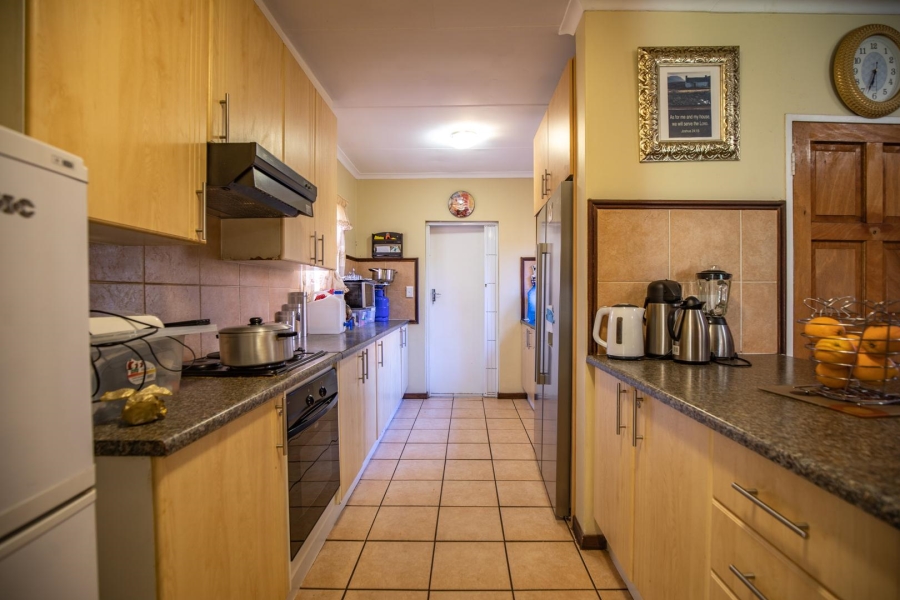 2 Bedroom Property for Sale in Equestria Gauteng