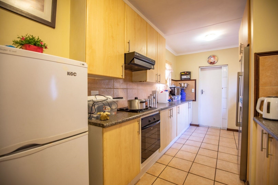 2 Bedroom Property for Sale in Equestria Gauteng