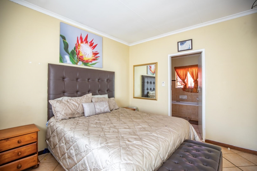 2 Bedroom Property for Sale in Equestria Gauteng