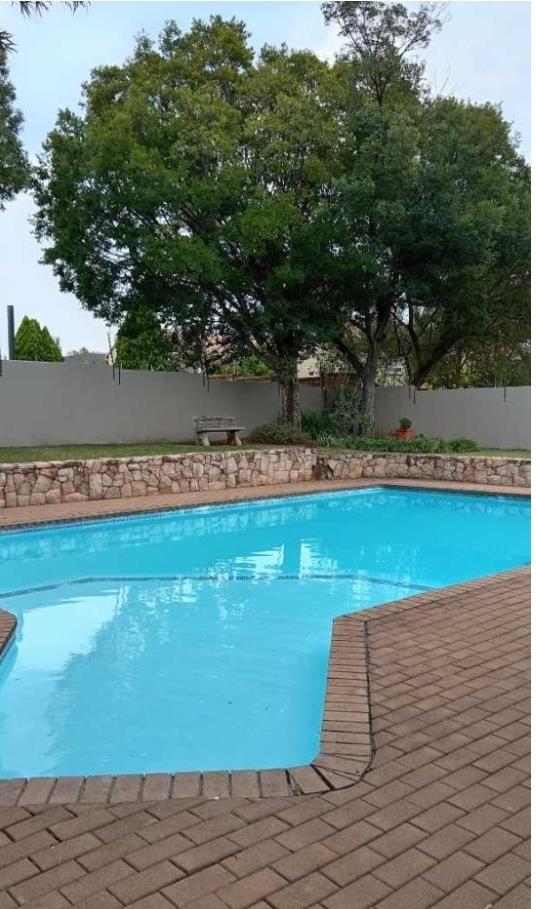 2 Bedroom Property for Sale in Marais Steyn Park Gauteng