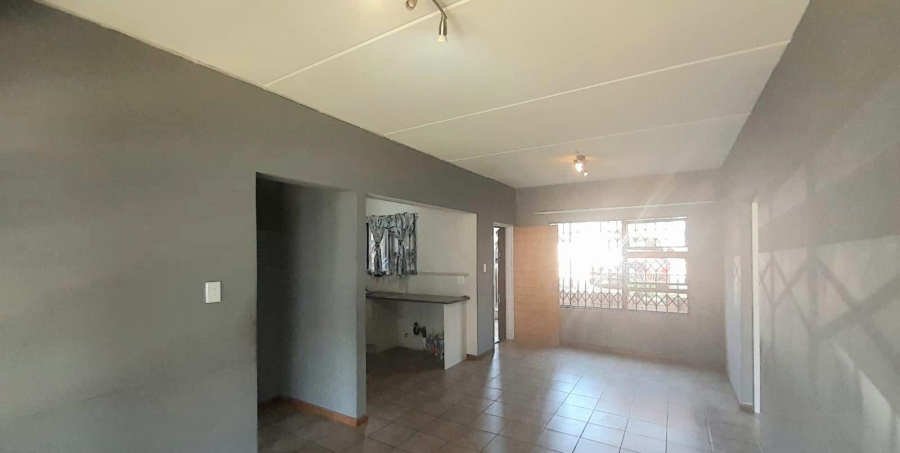 2 Bedroom Property for Sale in Honeydew Gauteng