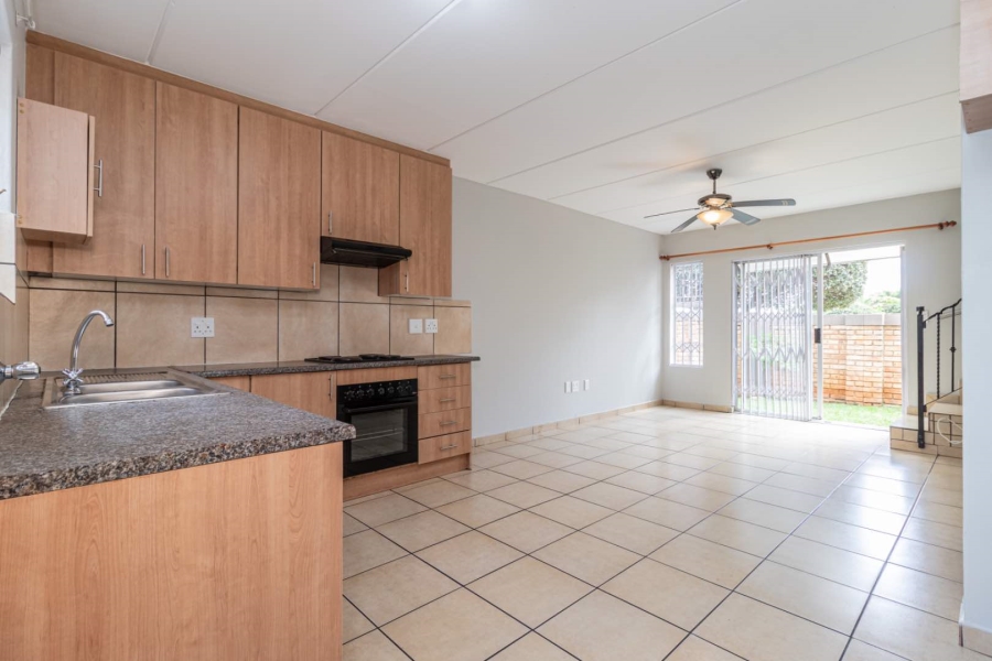 To Let 3 Bedroom Property for Rent in Wilgeheuwel Gauteng