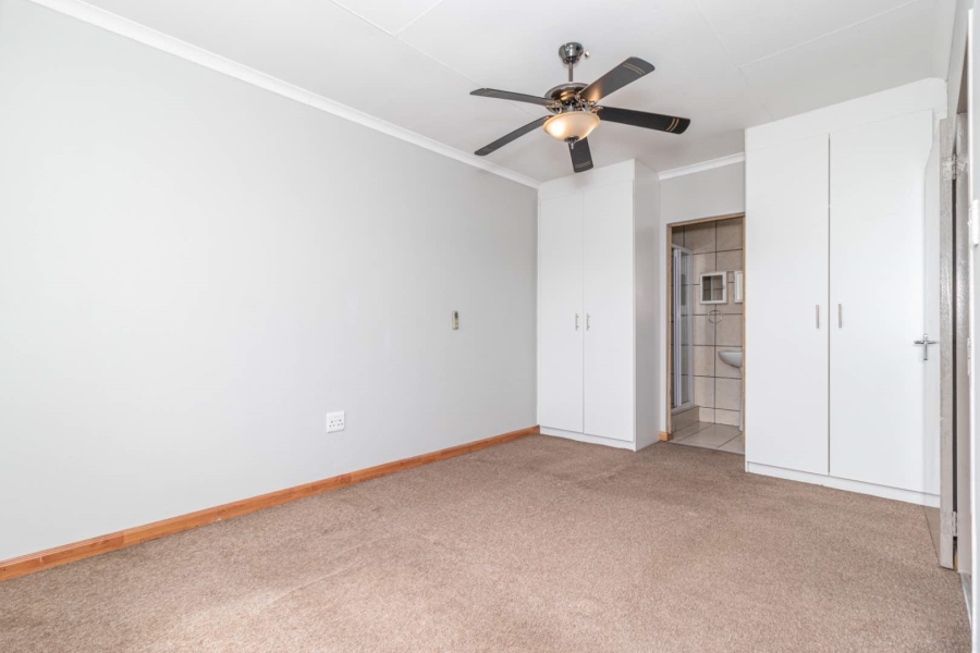 To Let 3 Bedroom Property for Rent in Wilgeheuwel Gauteng