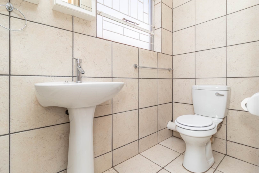 To Let 3 Bedroom Property for Rent in Wilgeheuwel Gauteng