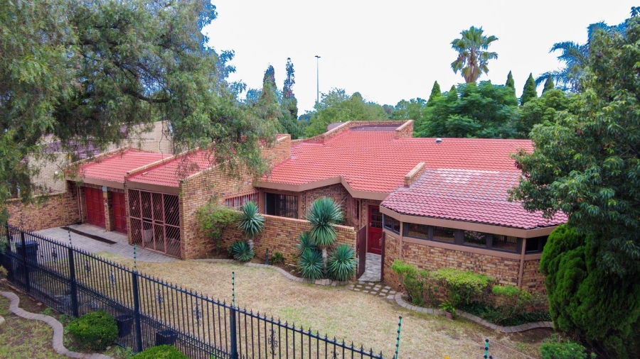 3 Bedroom Property for Sale in Lakefield Gauteng