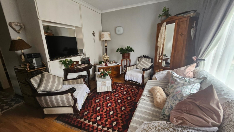 1 Bedroom Property for Sale in Bedford Park Gauteng