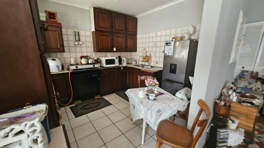 1 Bedroom Property for Sale in Bedford Park Gauteng