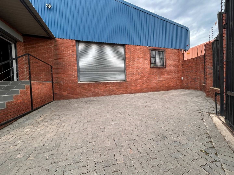 Commercial Property for Sale in New Redruth Gauteng