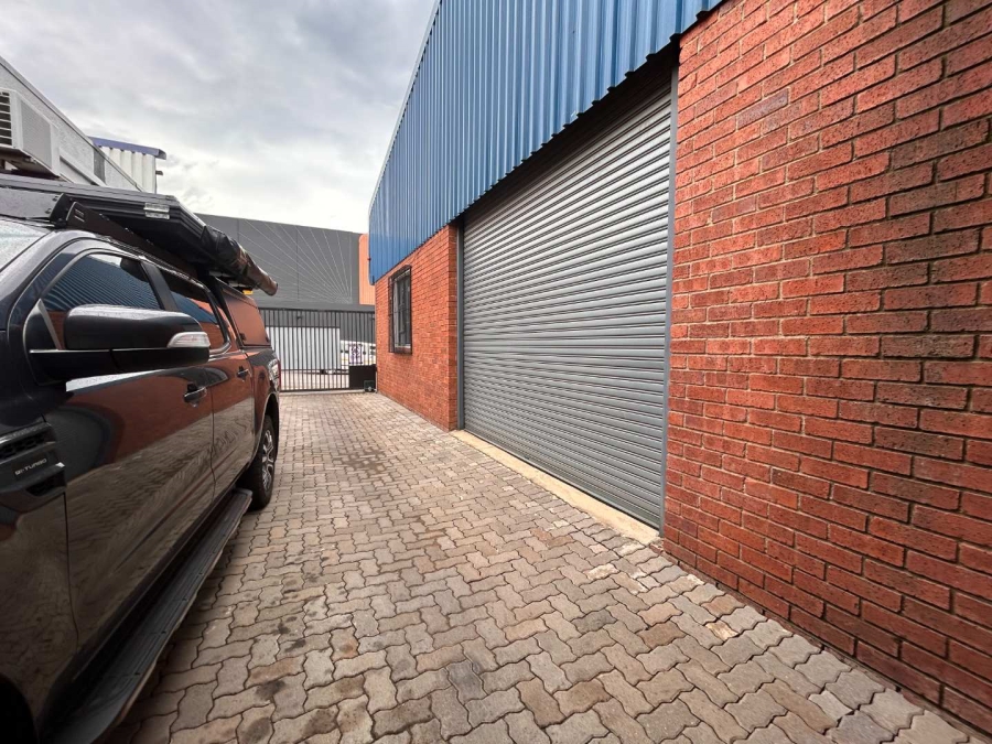 Commercial Property for Sale in New Redruth Gauteng