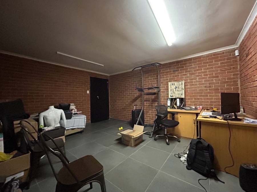Commercial Property for Sale in New Redruth Gauteng