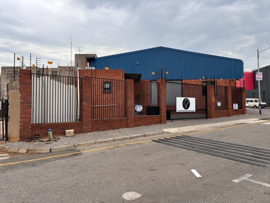 Commercial Property for Sale in New Redruth Gauteng