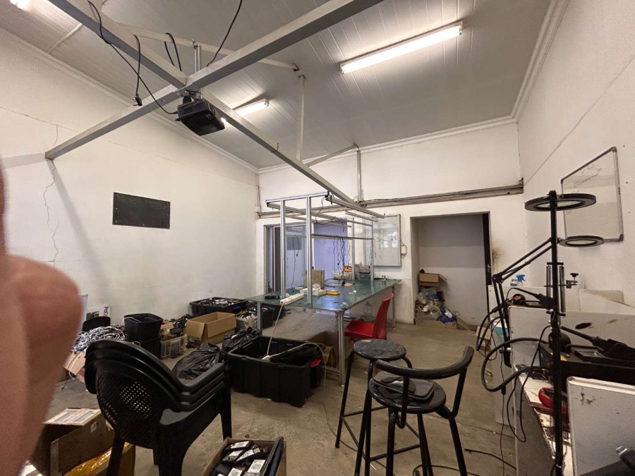 Commercial Property for Sale in New Redruth Gauteng