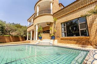 4 Bedroom Property for Sale in Woodhill Estate Gauteng