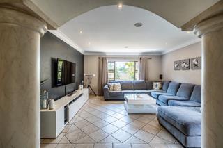 4 Bedroom Property for Sale in Woodhill Estate Gauteng