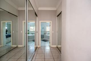 4 Bedroom Property for Sale in Woodhill Estate Gauteng